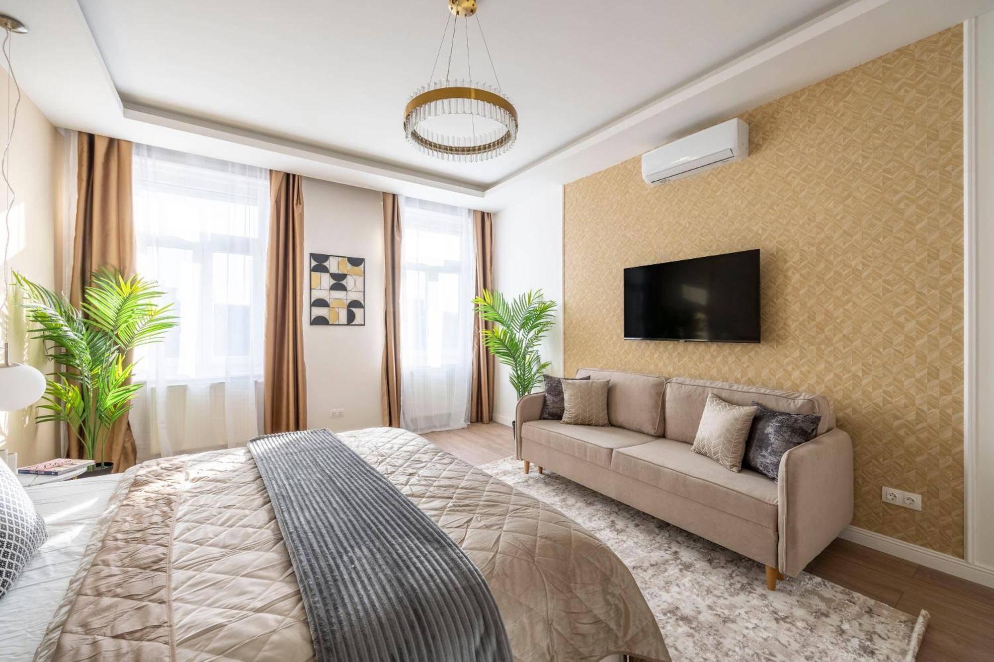 Luxury & Classy Central Apartment With 3Bedrm, 2Bathrm ブダペスト エクステリア 写真