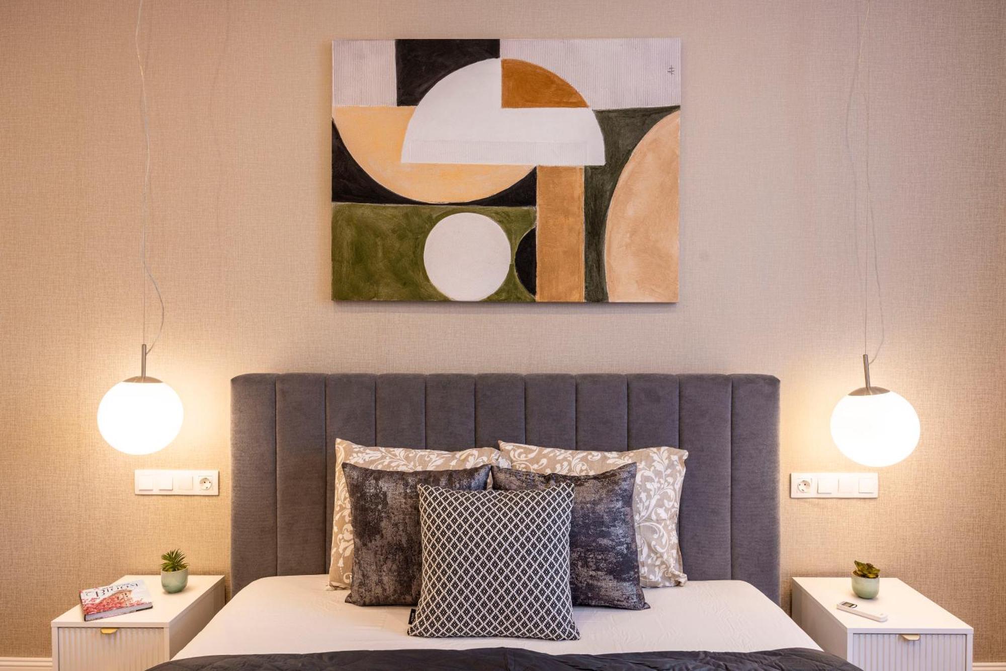 Luxury & Classy Central Apartment With 3Bedrm, 2Bathrm ブダペスト エクステリア 写真